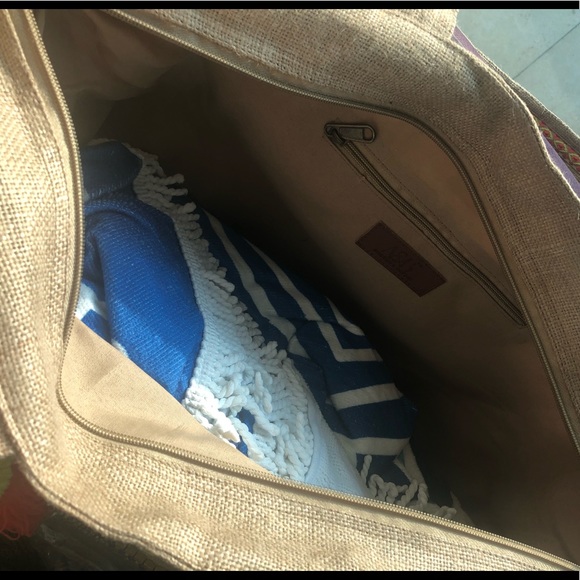 EMBELLISHED BAG WITH TASSEL - Picture 8 of 8